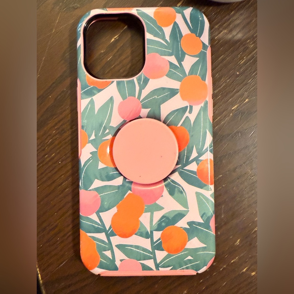 Otter box 13 pro max case. Good condition. Selling as is. Check photos